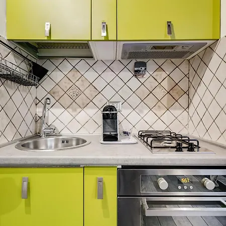 Chiavari Apartman *
