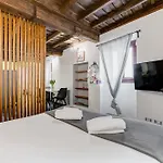 Chiavari Apartment
